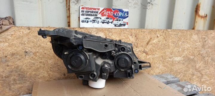 Фара передняя левая Peugeot 2008 2016-2019