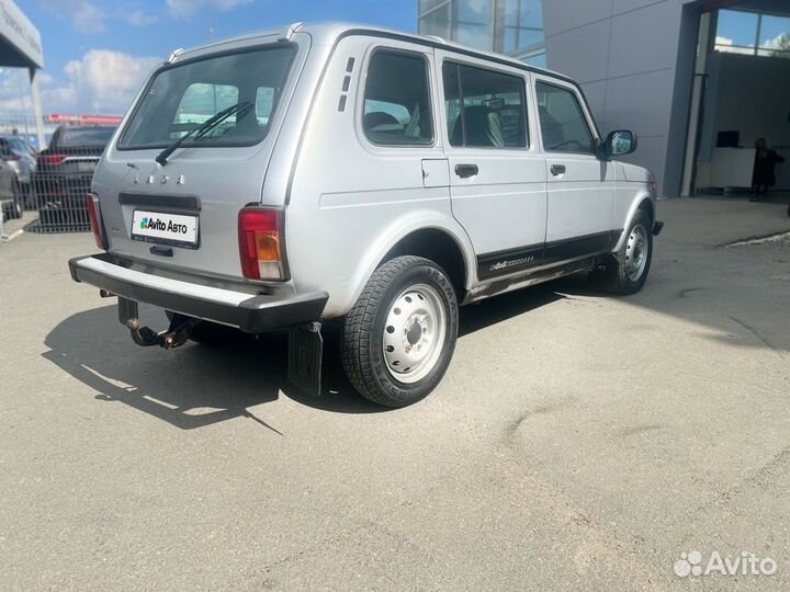 LADA 4x4 (Нива) 1.7 МТ, 2017, 105 000 км