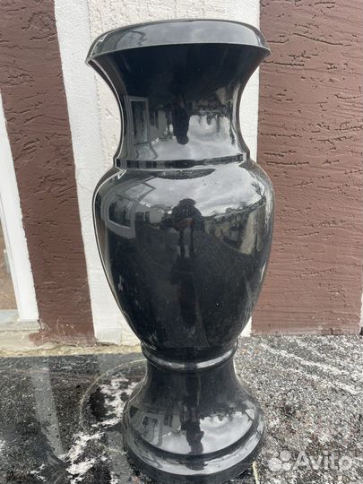 Вазы и лампады