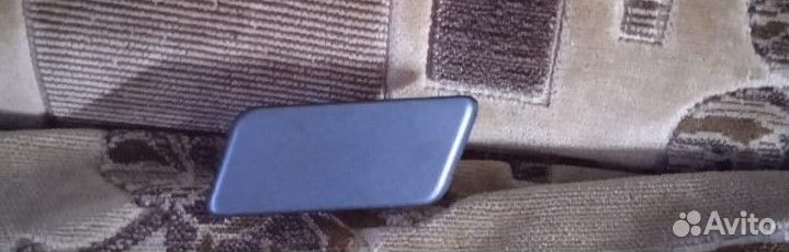 Заглушка фароомывателя на бампере nissan primera