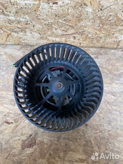 Мотор печки Ford Transit Connect TC7 1.8L duratorq