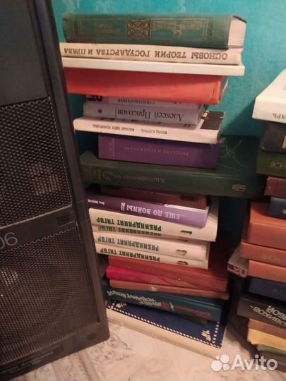 Энциклопедии, словари, художественная литература