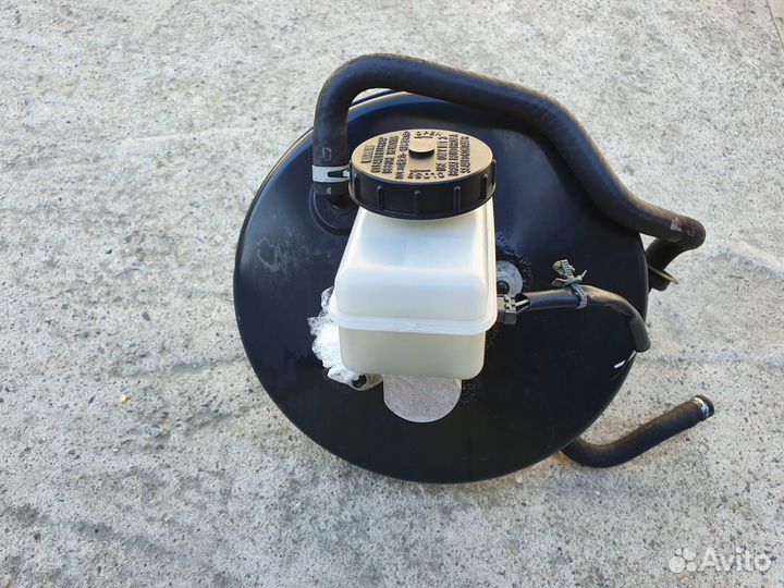 Вакуумный усилитель тормозов для Nissan Fuga Y50