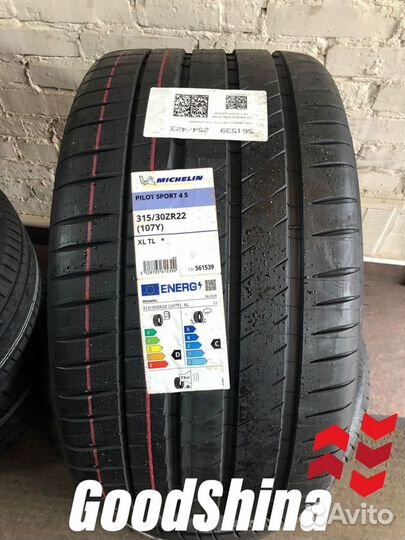 Michelin Pilot Sport 4 S 315/30 R22