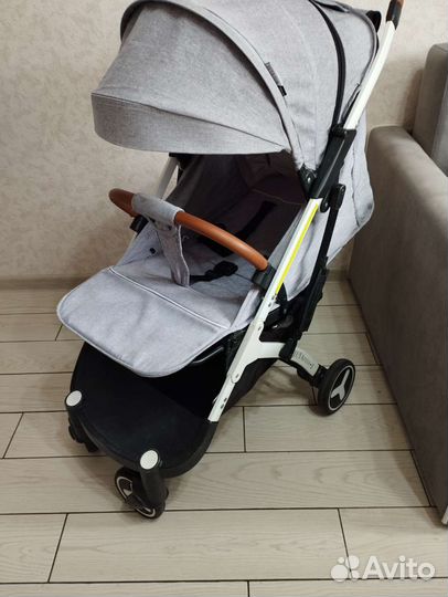 Прогулочная коляска yoya plus 3