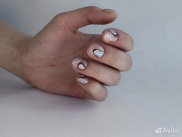 Маникюр/педикюр