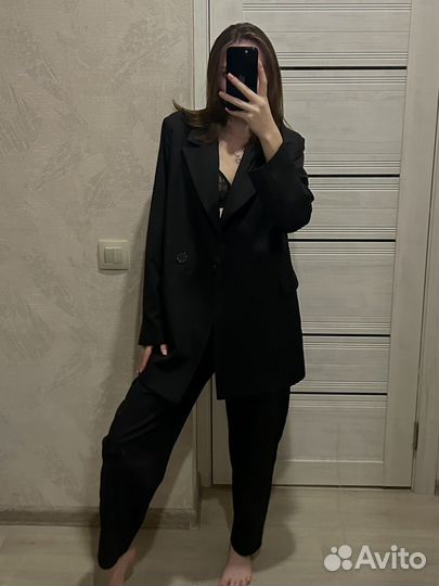 Костюм женский брючный черный 42 44