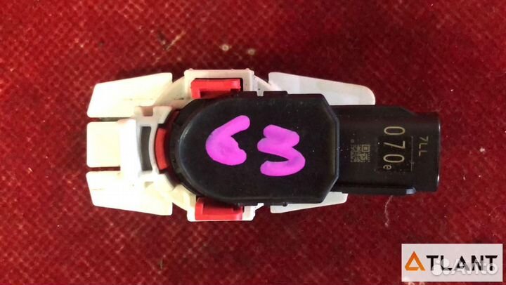 Датчик парковки toyota land cruiser prado