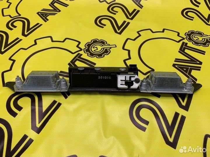 Кнопка открывания багажника Audi A6 4F2 AUK