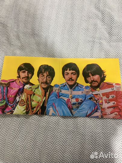 The beatles Sgt. Pepper’s Lonely Hearts Club Band