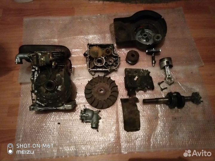 Запчасти на двигатель