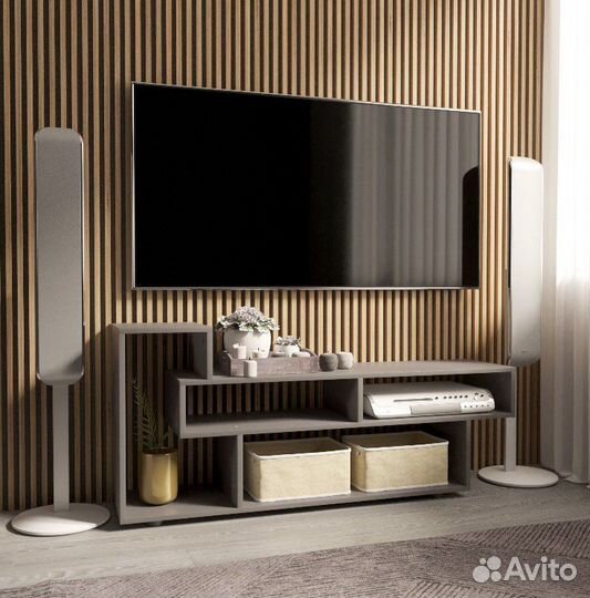 Тумба под телевизор из массива дерева