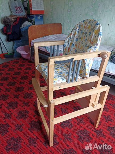 Детский столик и стульчик бу
