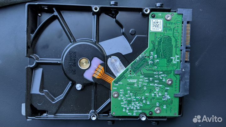 Жесткий диск Hitachi 2tb и Western digital 1tb