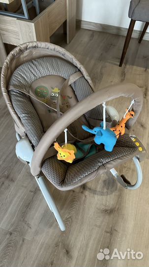 Шезлонг для новорожденных