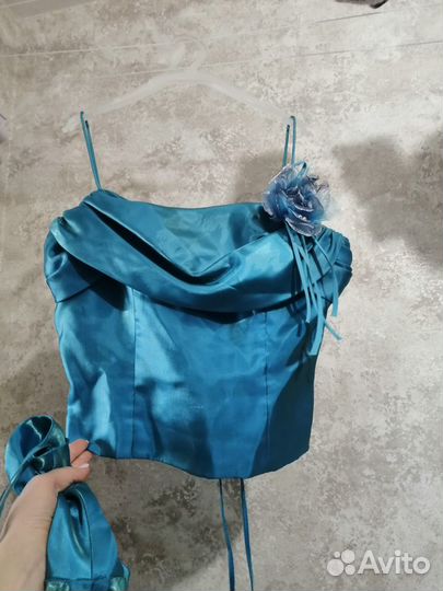 Вечернее платье