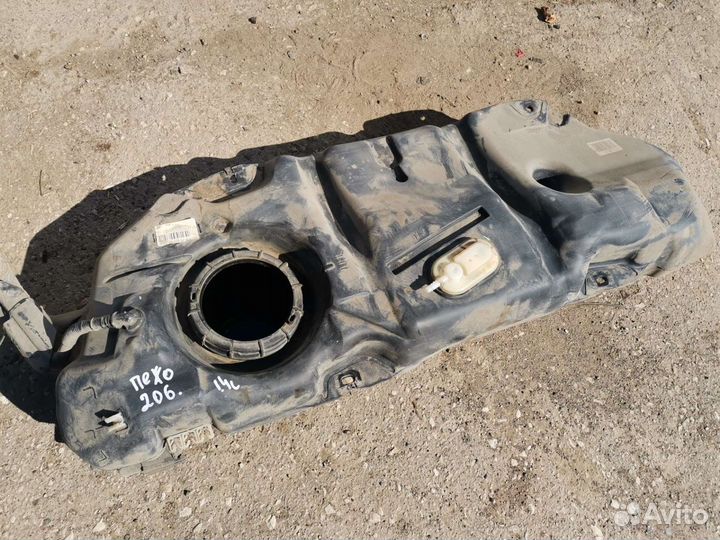 Топливный бак для Peugeot 206