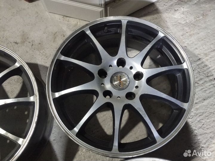 Литые диски 5 114,3 R16