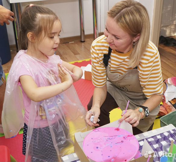 Занятия творчеством (рисование, живопись)