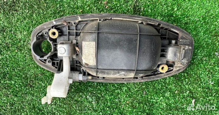 Ручка наружная передняя правая Hyundai Santa Fe