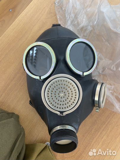Противогаз новый