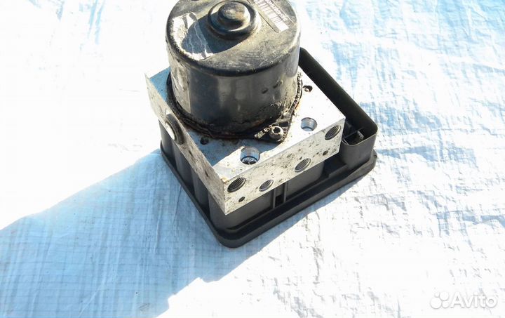 Блок абс 8M51-2C405-AA Ford Focus C-MAX 2003 - 2010 года