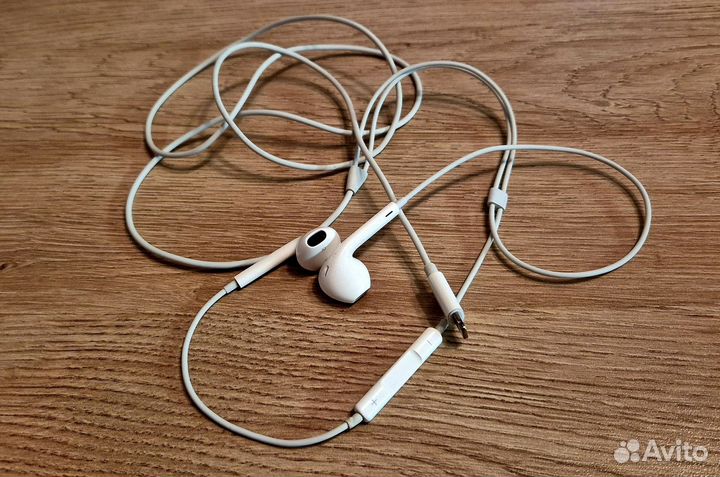 Наушники apple earpods lightning