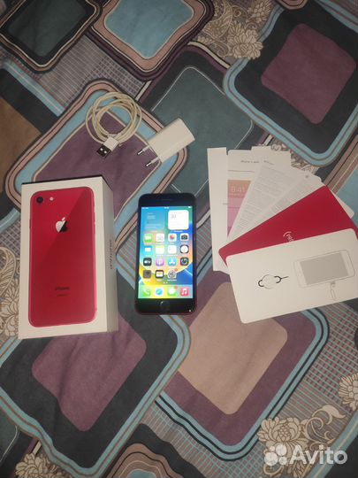 iPhone 8, 64 ГБ