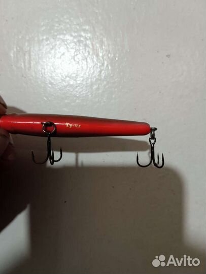 Продаю воблер. Saurus ty-rex original