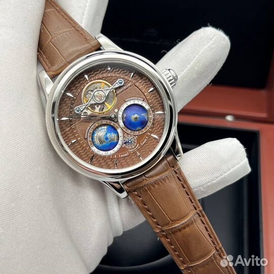 Наручные часы montblanc