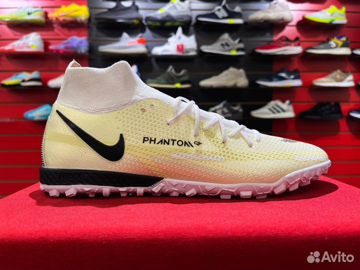 Сороконожки Nike Phantom GT2 Dynamic Fit