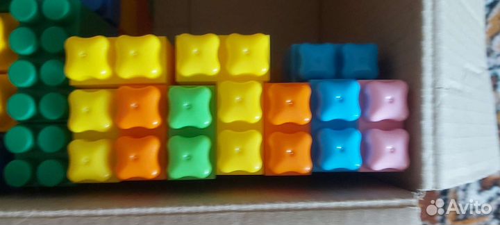 Детские кубики стена
