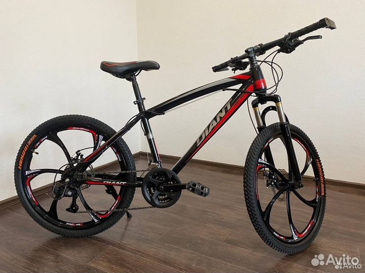 Велосипед литые 26 дюймов