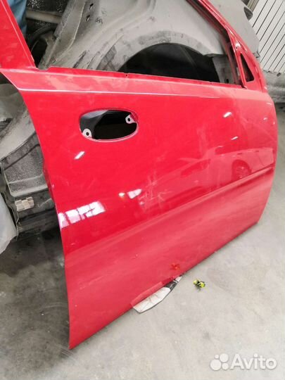 Дверь передняя правая Chevrolet Aveo T200
