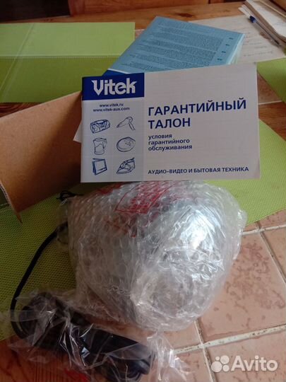 Радио-часы-будильник Vitek