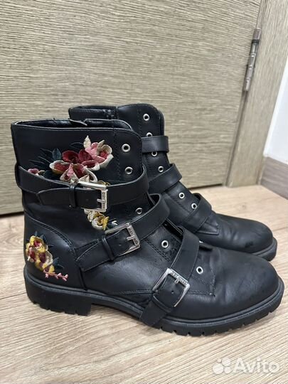 Ботинки By Guess