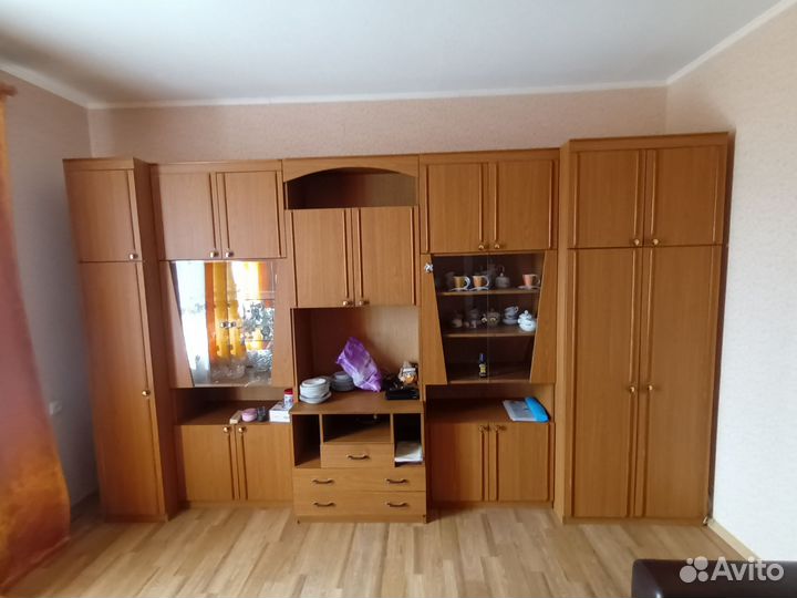 Стенка в гостинную