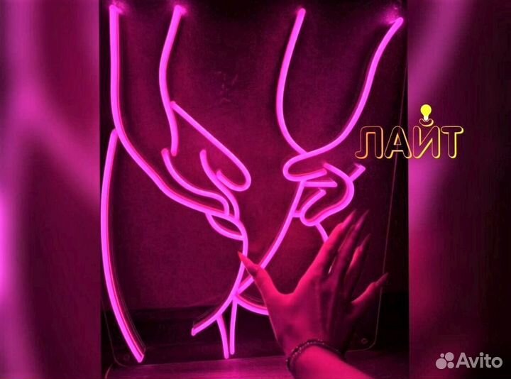 Неоновая вывеска Nails