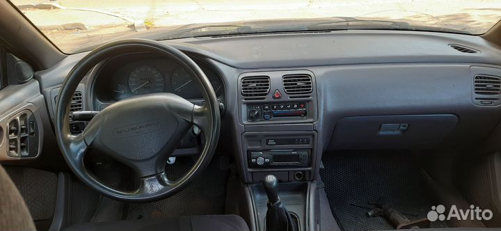 Subaru Legacy 2.0 МТ, 1995, 220 000 км