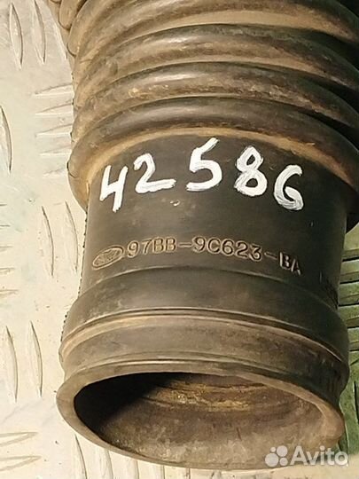 Патрубок воздушного фильтра Ford Mondeo 1995