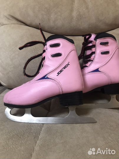 Коньки фигурные для девочки