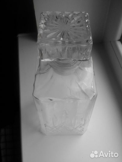 Графин 1.3литра