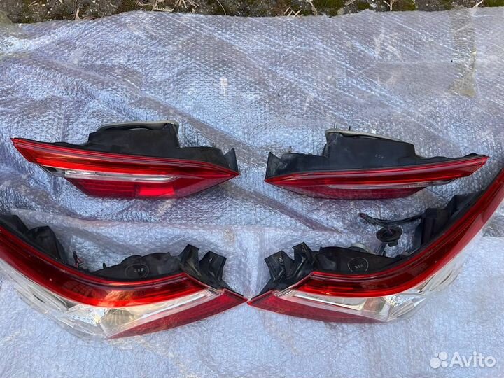 Фонари комлект Toyota Camry 70