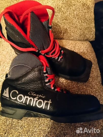 Лыжные ботинки