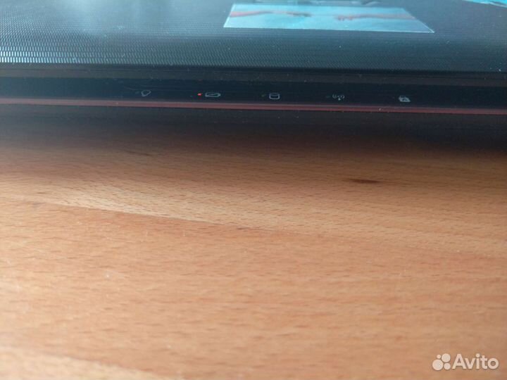 Ноутбук asus