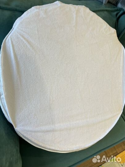 Матрасик на круглую кроватку с наматрасником