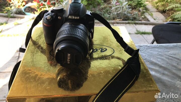 Фотоаппарат Nikon d3100 и подарок объектив Зенит