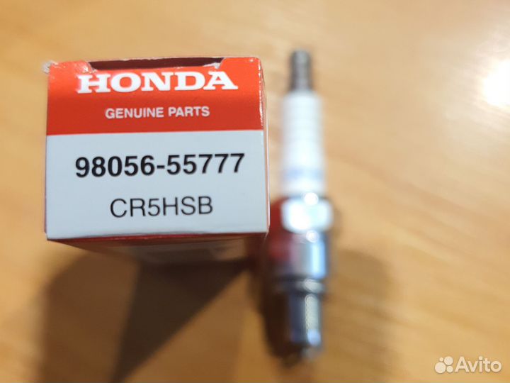 CR5HSB Свеча зажигания Honda для EU20/22, NGK