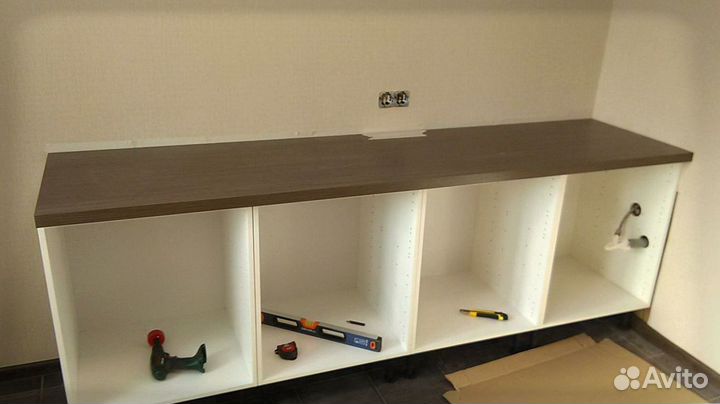 Сборка мебели, Сборщик мебели