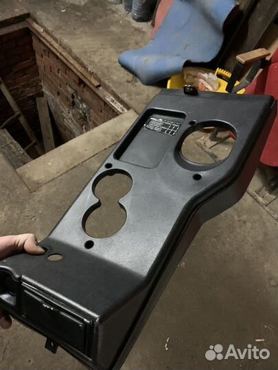 Тунель на пол нива